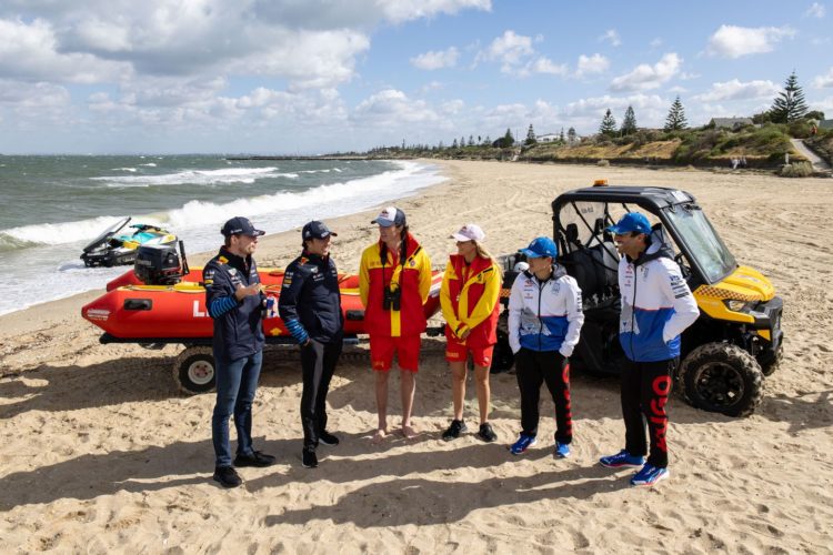 (Un)serious Race: Aussie Surf Lifesavers 23